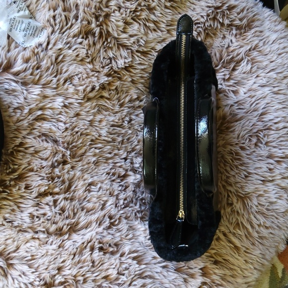 KATE SPADE💥New💥Faux Shearling Black Tote - Picture 10 of 12